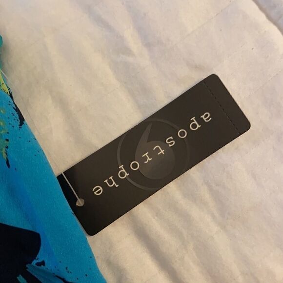 NWT Apostrophe Print Top Blouse Sleeveless size S - Picture 7 of 10